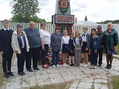 Защитникам - память и слава!