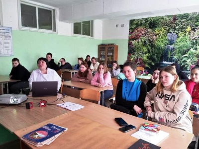 Литературно-музыкальная композиция «Прерванный полет»